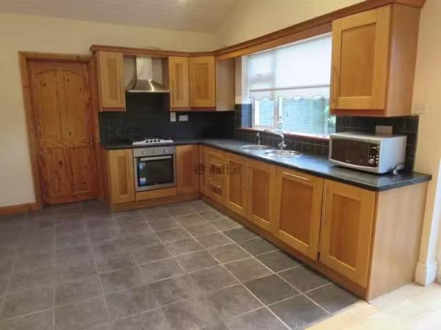 Turnapin Cottages, Dublin 17, Dublin 17 is for rent