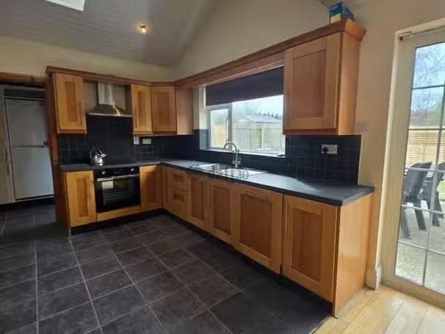 Turnapin Cottages, Dublin 17, Dublin 17 is for rent