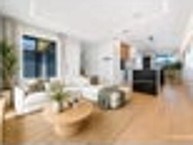 Turnkey Luxury New Build!
