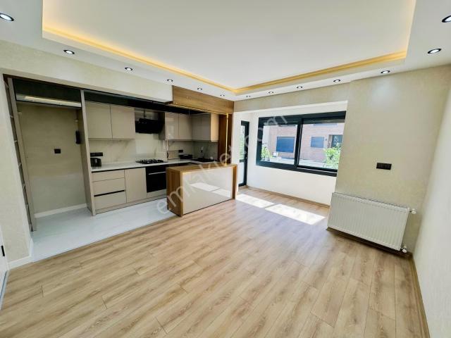 Turpa Balçovadan Müstakil Tadında Satılık 3+1 Daire