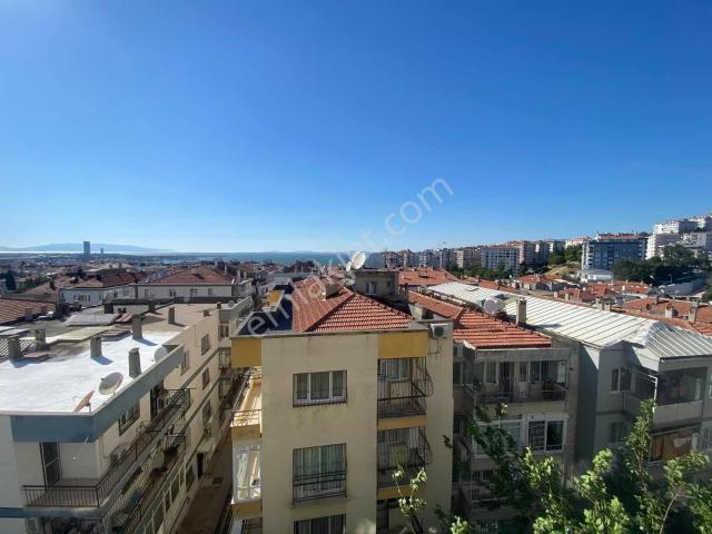 Turpa Balçovadan Deniz Manzaralı Metro Yakını 3+1 Kiralık Daire