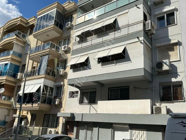 Turpa Msb'den Karşıyaka Goncalar'da Satılık 3+1 Merkezi Konum