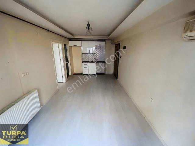 Turpa'dan Adatepede Arakat 1+1 Asansörlü Balkonlu Kiralık Daire