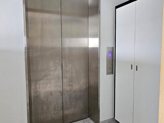 Turquoise D4, Condominium