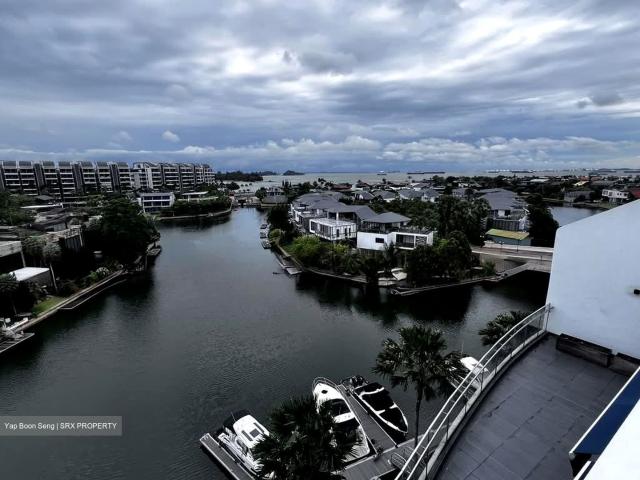 Turquoise D4, Condominium