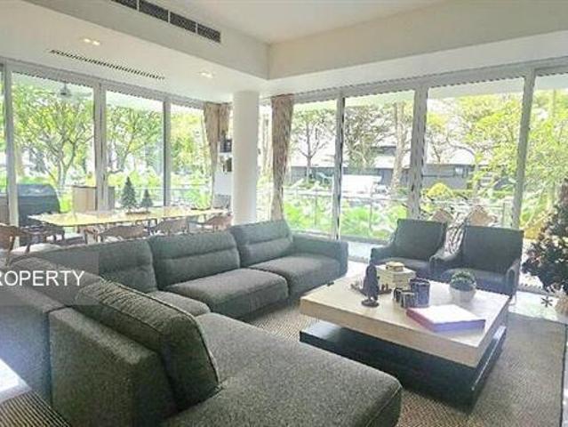 Turquoise D4, Condominium