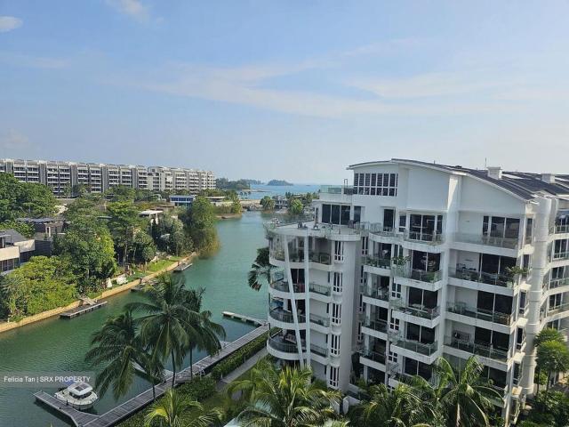 Turquoise D4, Condominium