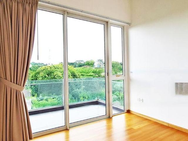 Turquoise D4, Condominium