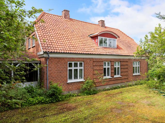Tuse Lågevej 13, Tuse