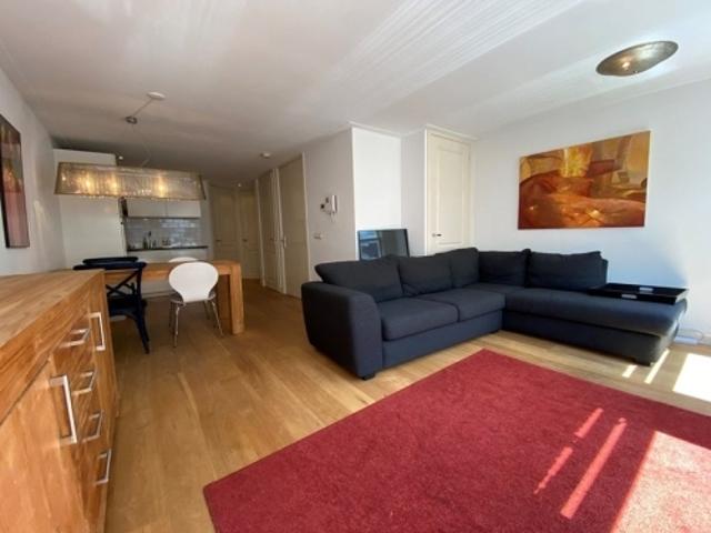 Tussenverdieping appartement te huur in Amsterdam