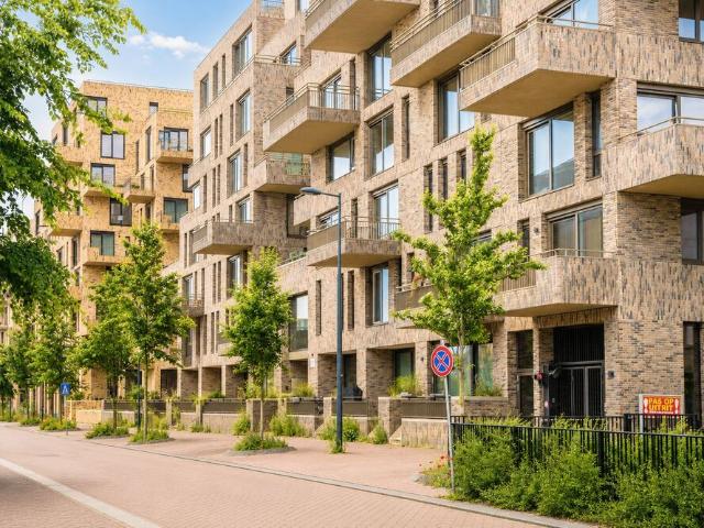 Tussenverdieping appartement te huur in Amsterdam