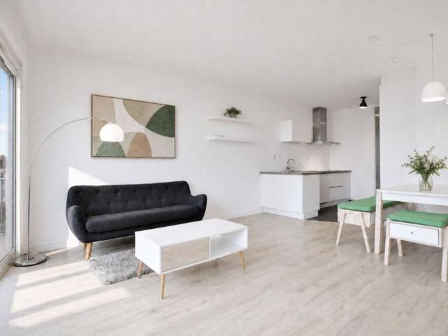 Tussenverdieping appartement te huur in Amsterdam
