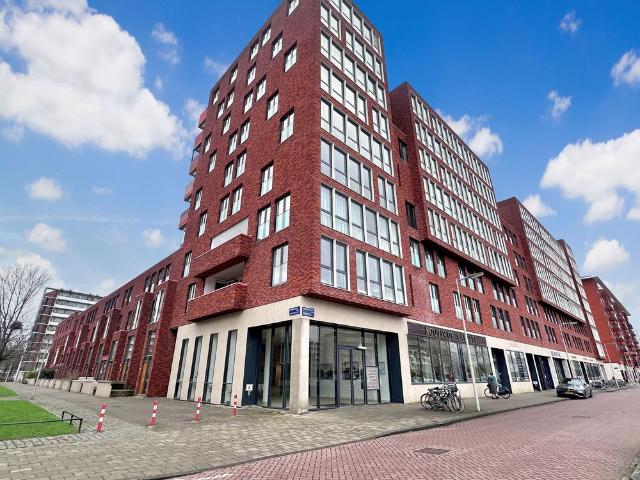 Tussenverdieping appartement te huur in Amsterdam