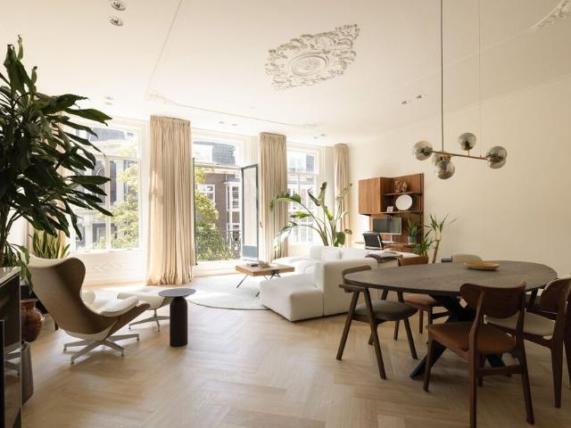 Tussenverdieping appartement te huur in Amsterdam