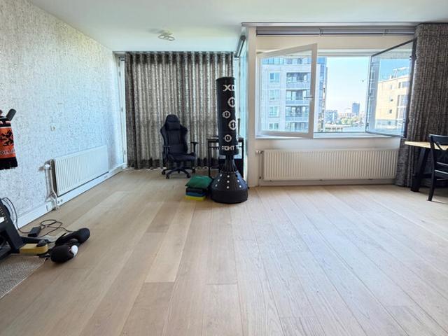 Tussenverdieping appartement te huur in Amsterdam