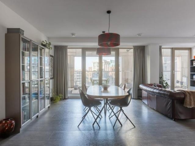 Tussenverdieping appartement te huur in Den Haag