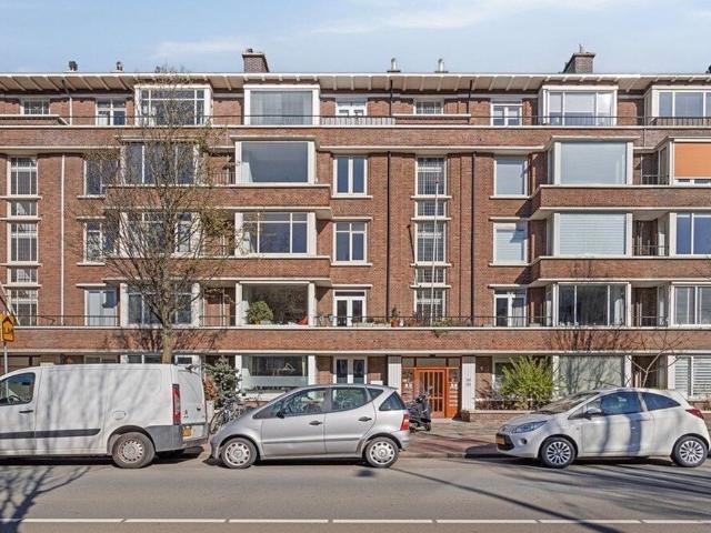 Tussenverdieping appartement te huur in Den Haag