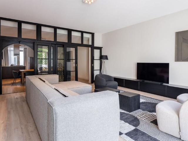 Tussenverdieping appartement te huur in Den Haag
