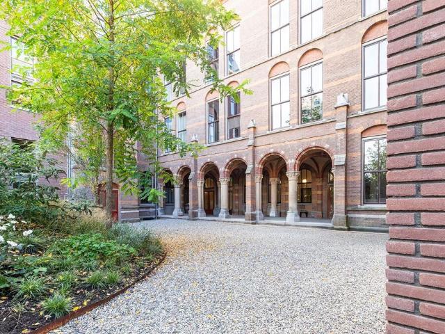 Tussenverdieping appartement te huur in Nijmegen