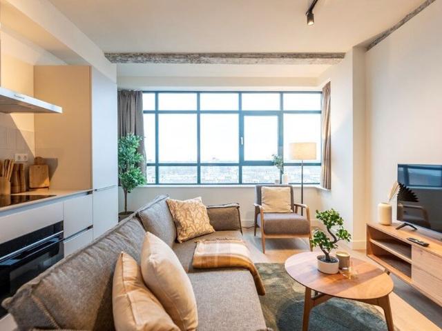 Tussenverdieping appartement te huur in Rotterdam
