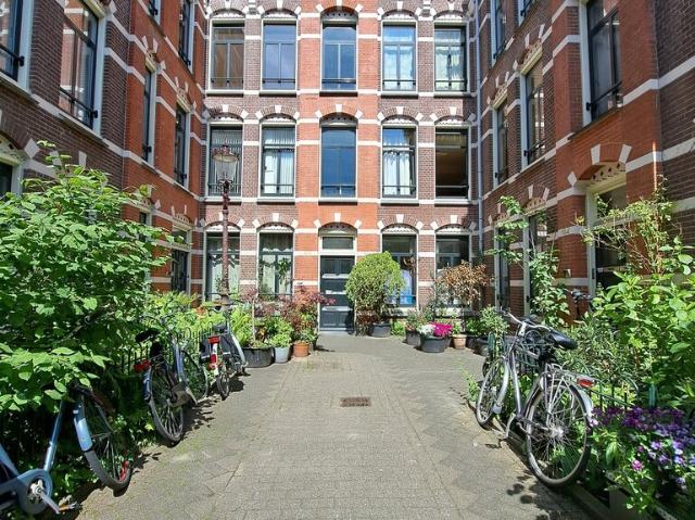 Tussenverdieping te huur in Amsterdam