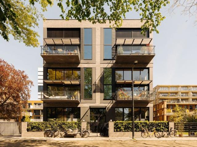 Tussenverdieping te huur in Amsterdam