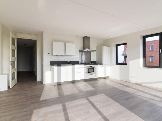 Tussenverdieping appartement te huur in Delft