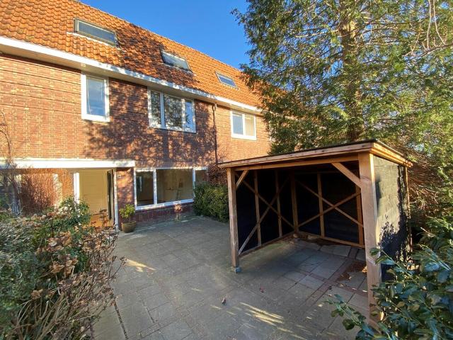 Eengezinswoning, tussenwoning te huur in Amstelveen