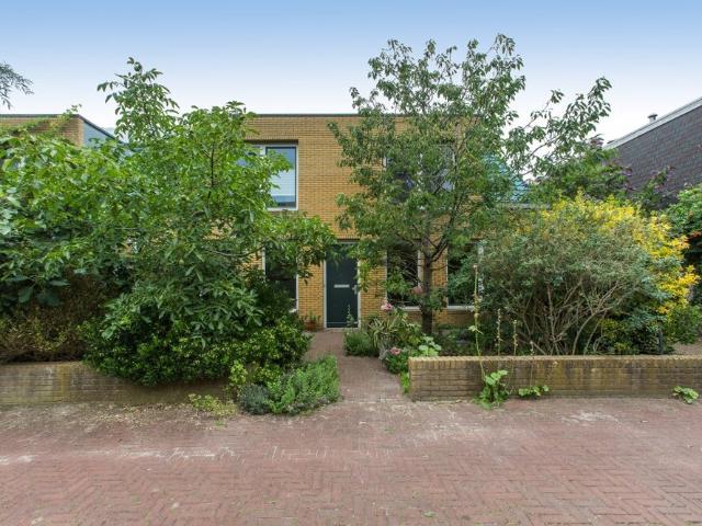 Tussenwoning te huur in Den Haag