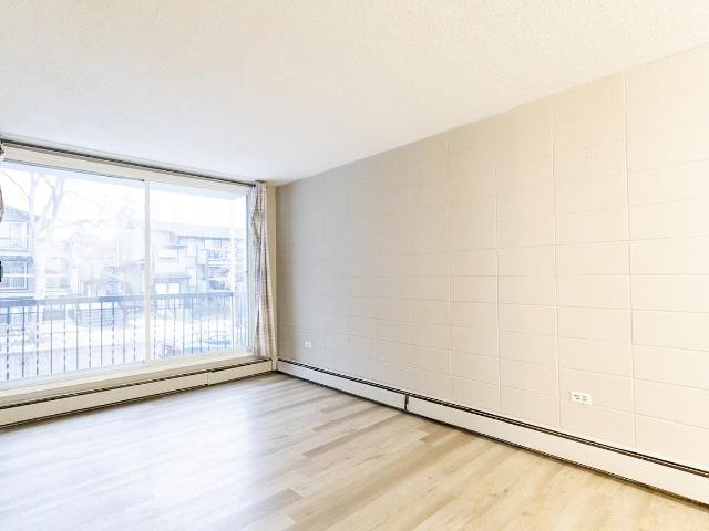 Tuxedo Park Apartments 1 Bedroom Apartment for Rent at 125 27 Ave Nw, Calgary, AB T2M 2H3 Tuxedo Park