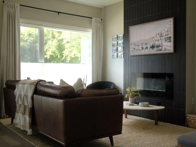 Tuxedo/Highland Park Townhome | 3bd/3.5 Bth | Private Garage, A/C & Basement