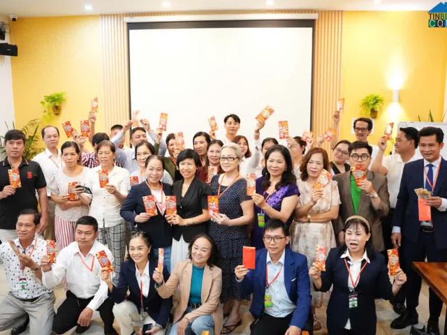 Tuyển dụng BĐS – Vạn Phú Land 123 Tân Bình, Số 8 Lê Trung Nghĩa. Chuyên Tân Bình Tân Phú