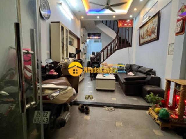 Tuyệt 5.5 tỷ, nhà ô tô tránh, 43m2 x 4 tầng, phố lương khánh thiện, quận hoàng mai