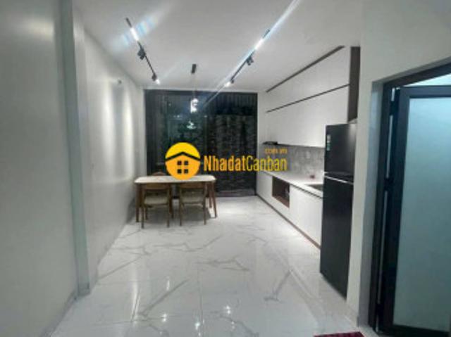 Tuyệt phẩm hoa hậu, full nội thất 2 thoáng trước sau ngõ thông. V.v