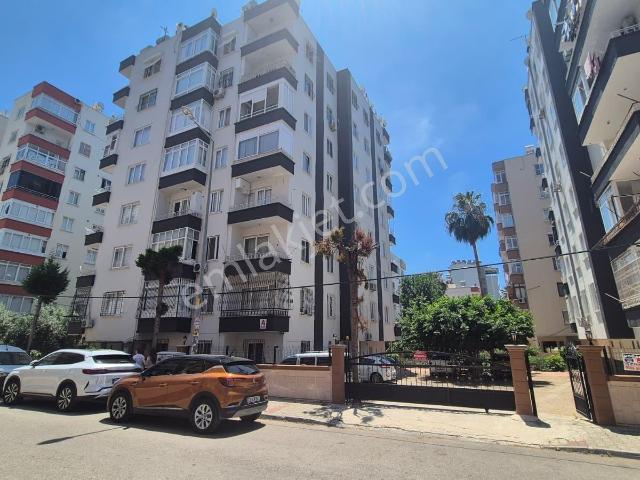 Tüzün'den Aydınlıkevler Mahallesin'de 3+1 Kiralık Daire