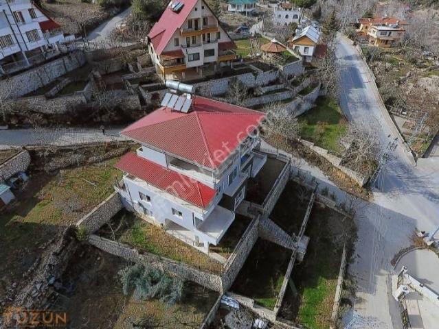 Tüzün'den Soğucak Yaylasında Teraslı Full Eşyalı İkiz Villa