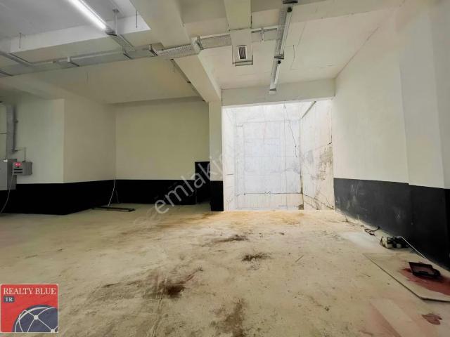Tuzla Tepeörende Kiralık 1200 M2 Depo Katı