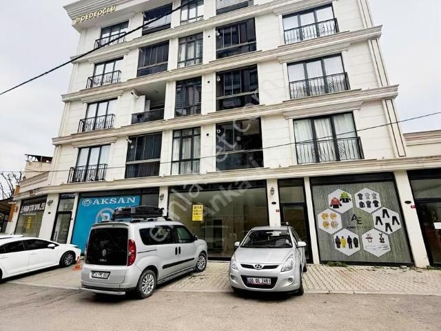 Tuzla Aydınlıda Satılık Dükkan ofis