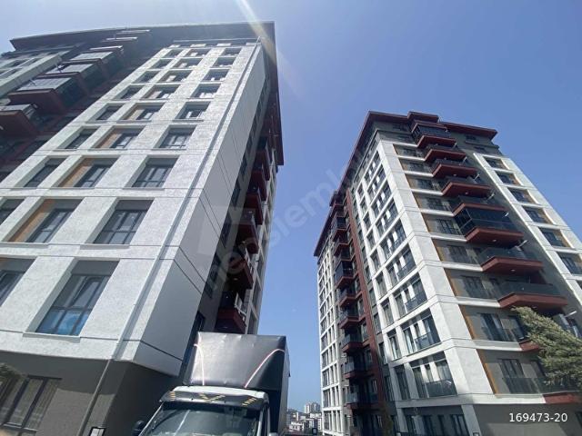 TUZLA AYDINTEPEDE SİTE İÇİNDE SIFIR SATILIK 2+1 SÜPER DAİRE