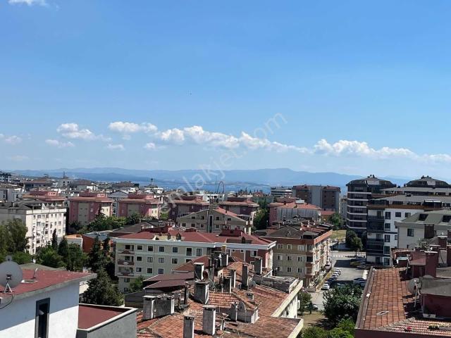 Tuzla İstasyonda Deniz Manzaralı 2+1 Kiralık Daire