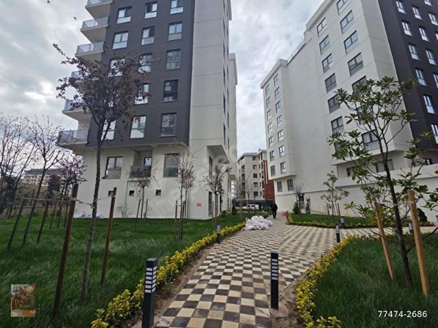 Tuzla Marina Yakınında Sıfır Sitede Bahçeli Sıfır Naci Avcı dan