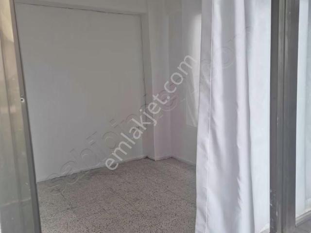 Tuzlada Kordona 300 Metre Mesafede 1+1 Kiralık Daire