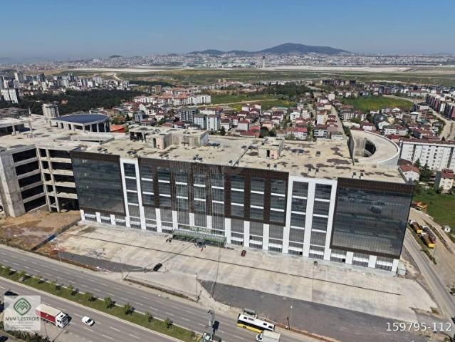 TUZLA'DA SATILIK FERAH 4 DÜKKAN