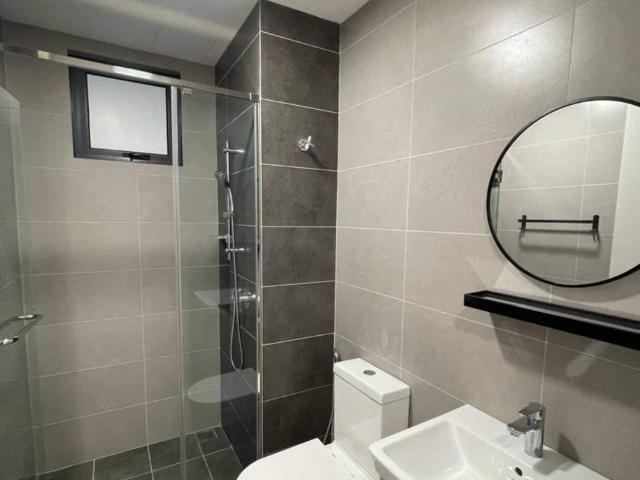 TV SMALL ROOM 2 Min Walk to MRT Taman Pertama