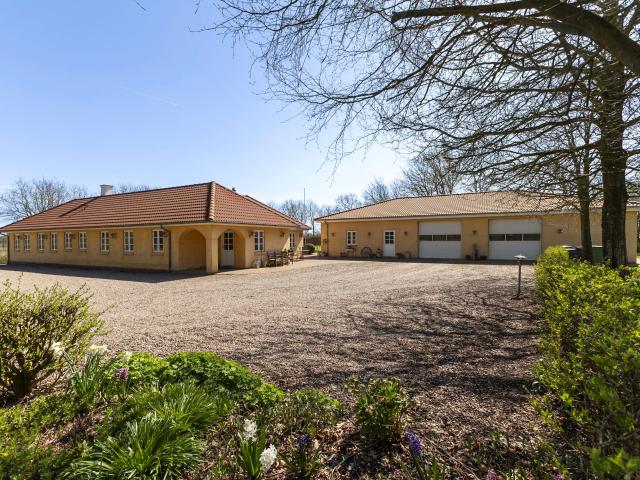 Tvedvej 66, Fabjerg