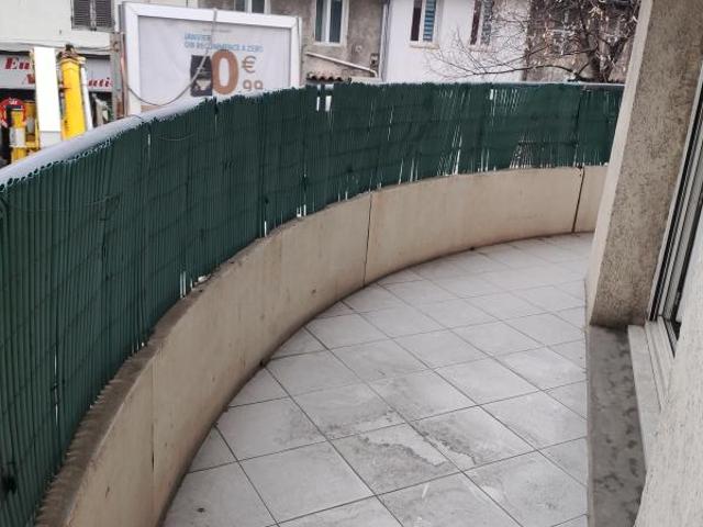 TYPE 2 DE 33 M² AVEC TERRASSE, CAVE ET PLACE DE PARKING AU COEUR DU 5EME ARRONDISSEMENT