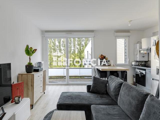 TYPE 2 de 44M2, BALCON, PARKING