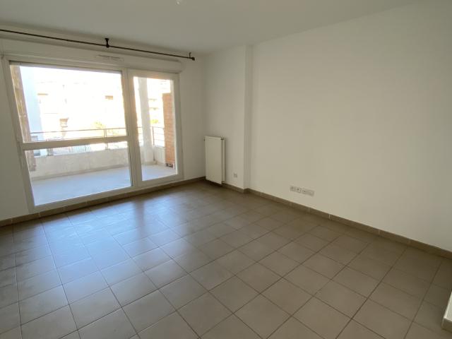 TYPE 2 SAINT LOUIS AVENUE CHEVANCE BERTIN 13015 MARSEILLE