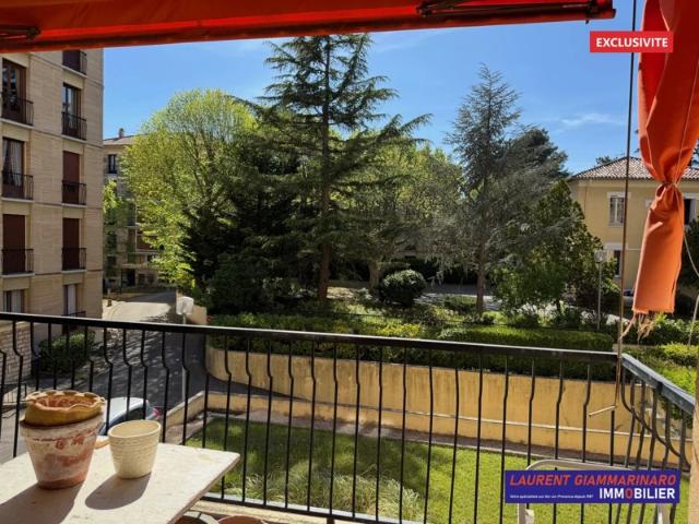 TYPE 3 AVEC BALCON AIX QUARTIER LYCEE CEZANNE