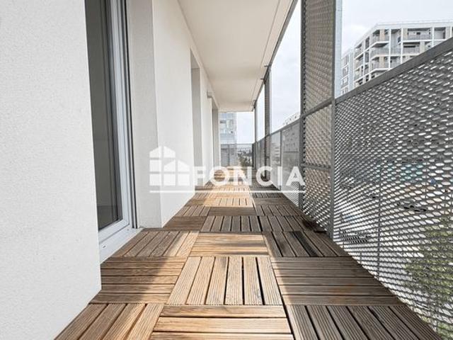 Type 3 avec Grande Terrasse privative de 23 m2 et Place de parking en sous sol